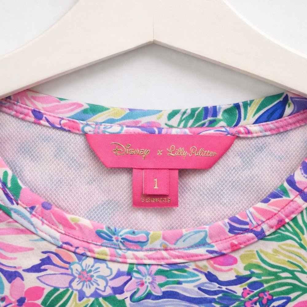 Lilly Pulitzer Disney Parks Dreamin' Minnie Mouse Daisy Duck Long Sleeve Large - Picture 3 of 5